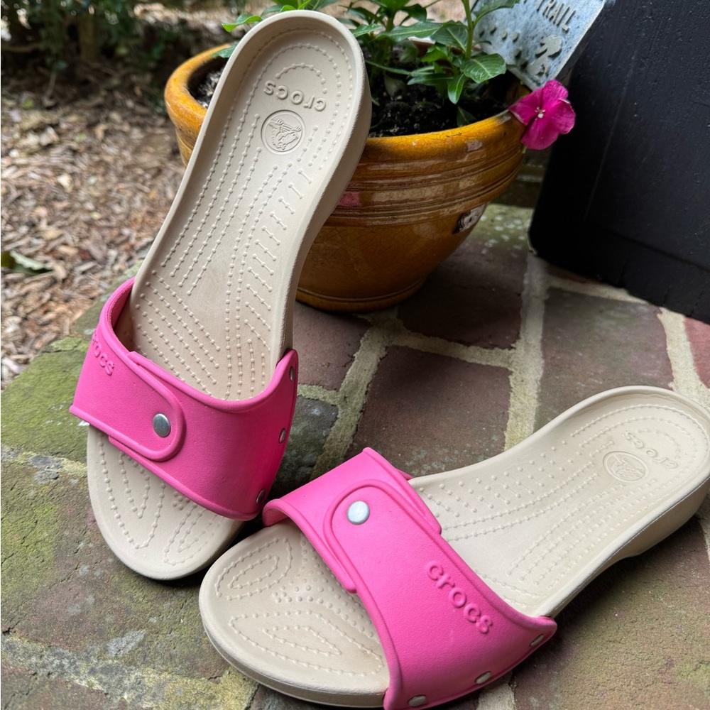 Crocs Cobbler Pink Slides Slip-On Single Strap Sandal Womens Sz. 9W